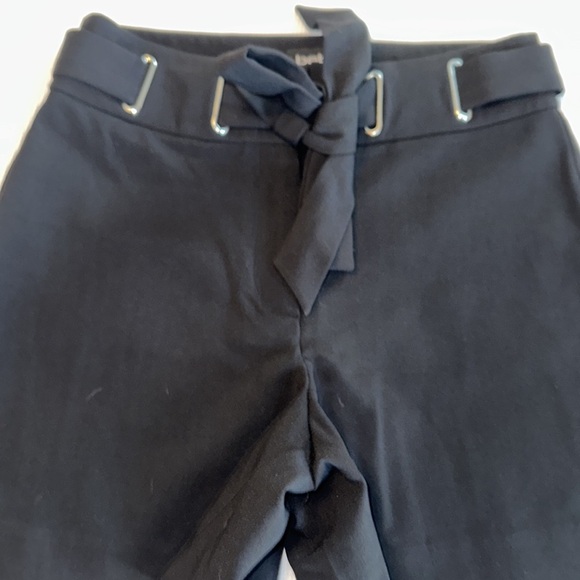 Bebe Stretch Twill Grommet Shorts Black Size 0 - Picture 3 of 14
